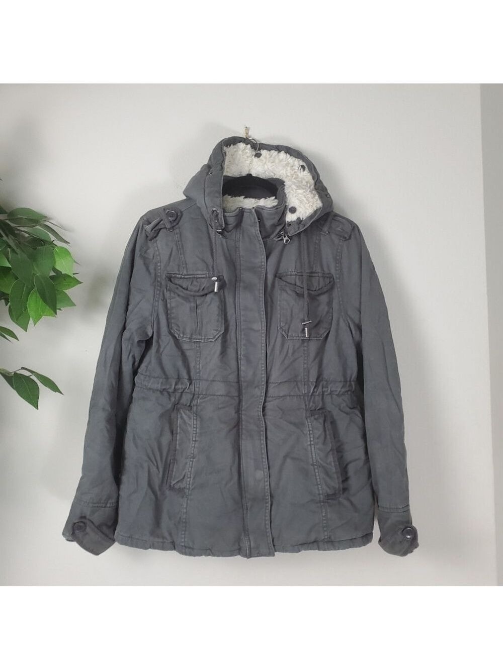 VTG Aeropostale Gray Hooded Utility Jacket with Faux Fur Lining  Juniors Large
